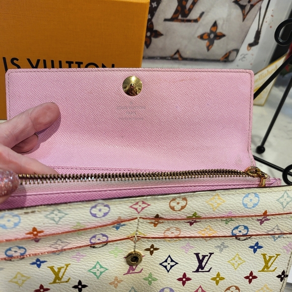 Louis Vuitton Murakami Wallet - Picture 3 of 12